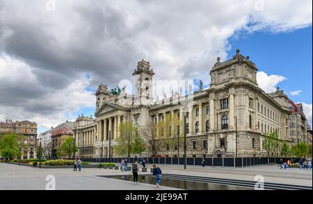 Das alte Gebäude des Ungarischen Ethnographischen Museums in Budapest, Ungarn Stockfoto