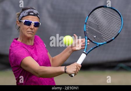 Die Belgierin Kirsten Flipkens, aufgenommen während des Wimbledon Grand Slam Tennisturniers 2022 im All England Tennis Club, im Südwesten Londons, Großbritannien, Sonntag, 26. Juni 2022. BELGA FOTO BENOIT DOPPAGNE Stockfoto