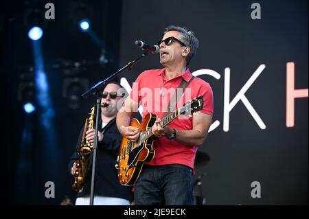 Nick Heywood , Auftritt beim Lets Rock Leeds 80s Festival , Großbritannien , 25.06.2022 Stockfoto