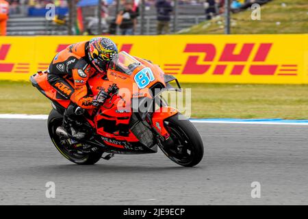 ASSEN, NIEDERLANDE - 26. JUNI: Remy Gardner von Tech3 KTM Factory Racing und New Sealand während der MotoGP of Netherlands beim TT Assen am 26. Juni 2022 in Assen, Niederlande. (Foto von Patrick Goosen/Orange Picturs) Stockfoto