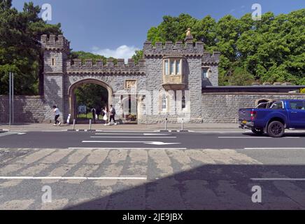 Eintritt zum Bute Park, dem Schlossgelände und Cooper's Field, Cardiff Centre. Pettigraw Tea Shop. Stockfoto