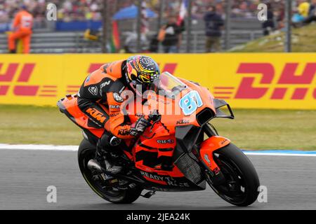 ASSEN, NIEDERLANDE - 26. JUNI: Remy Gardner von Tech3 KTM Factory Racing und New Sealand während der MotoGP of Netherlands beim TT Assen am 26. Juni 2022 in Assen, Niederlande. (Foto von Patrick Goosen/Orange Picturs) Stockfoto