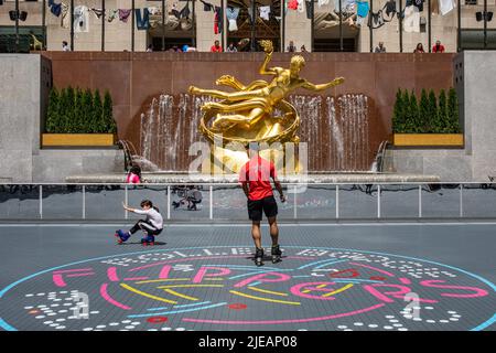 Die Rink des Rockefeller Center, auch bekannt als Flipper's Roller Boogie Palace in New York City, Vereinigte Staaten von Amerika Stockfoto