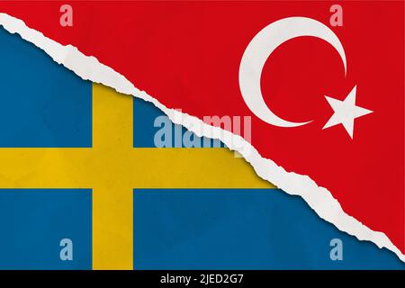 Türkei und Schweden Flagge gerissen Papier Grunge Hintergrund. Abstrakt NATO-Mitgliedschaft, politische Konflikte, Kriegskonzept Texturhintergrund Stockfoto