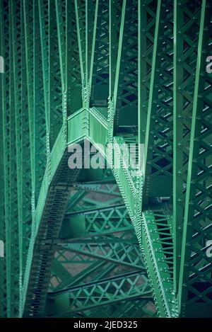 Stützbogen der Cut River Bridge in Michigan, USA Stockfoto