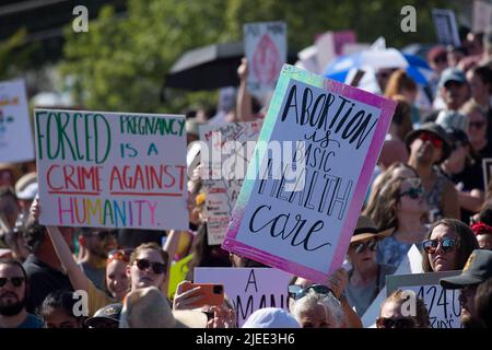 26. Juni 2022: Teilnehmer der Beto O'Rourke Rallye für Reproduktionsfreiheit als direkte Reaktion auf die Entscheidung des Obersten CourtÕs, Roe gegen Wade im Panamerikanischen Nachbarschaftspark zu stürzen. Austin, Texas. Mario Cantu/CSM Stockfoto