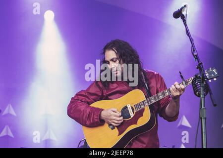 London, Großbritannien. 02.. Juni 2018. Adam Granduciel von The war on Drugs tritt auf der Bühne des All Points East im Victoria Park in London auf. (Foto von Valeria Magri/SOPA Images/Sipa USA) Quelle: SIPA USA/Alamy Live News Stockfoto