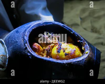 Herzhaft / warmes Fleisch und Gemüse in einem Glas gekocht Stockfoto