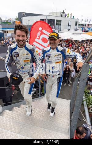 16 PLA Jim, BARTHEZ Fabien, AKKODIS ASP Team, Mercedes AMG GT4, Portrait während des 3.. Rennens des Championnat de France FFSA GT 2022, vom 24. Bis 26. Juni auf dem Circuit d’Albi in Albi, Frankreich - Foto Damien Doumergue / DPPI Stockfoto