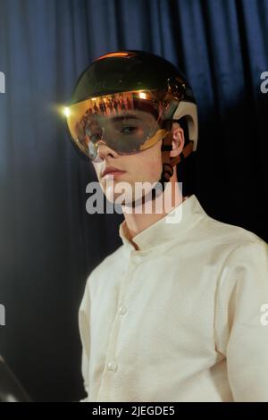 Private Happening von Stephane Ashpool, Rue Cave, Paris, Frankreich am 25. Juni 2022. Musik, Show für die Capsule Kollektion, während der Paris Menswear Fashion Week. Foto von Lea Rener/ABACAPRESS.COM Stockfoto
