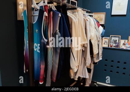 Private Happening von Stephane Ashpool, Rue Cave, Paris, Frankreich am 25. Juni 2022. Musik, Show für die Capsule Kollektion, während der Paris Menswear Fashion Week. Foto von Lea Rener/ABACAPRESS.COM Stockfoto