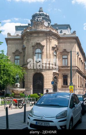 Wenckheim Palace, Palace Quarter, District VIII, Budapest, Hungary die Hauptniederlassung der Metropolitan Ervin Szabó Library befindet sich im 19.. Jahrhundert Stockfoto