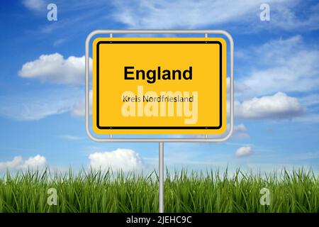 England, Kreis Nordfriesland, Gemeinde Nordstrand, Lustige Ortsschilder, Lustige Orte, Ort, Stadt, Dorf, Gemeinde, Kreis, Ein blauer Himmel im Frühling Stockfoto