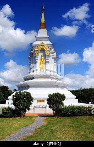 Phra Trauth Bang Puan, Nong Khai, Thailand, Replika, Original in Nong Khai, Stockfoto