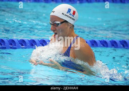 Adele Blanchetiere aus Frankreich, Finale 4X100 Medley Women während der FINA World Championships Budapest 19. 2022, Schwimmveranstaltung am 25 2022. Juni in Budapest, Ungarn - Foto: Laurent Lairys/DPPI/LiveMedia Stockfoto