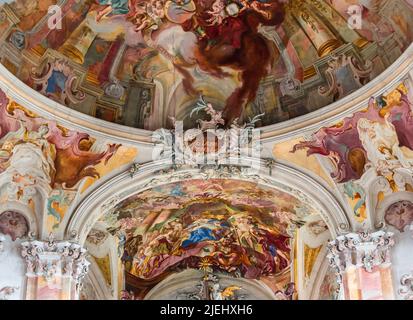 BIRNAU, BAYERN, DEUTSCHLAND, 07. JUNI 2022 : Rokoko- und Barockdekore in der Basilika BirNau am Konstanzer See von Gottfried Bernhard Gott und Joseph Anton Stockfoto