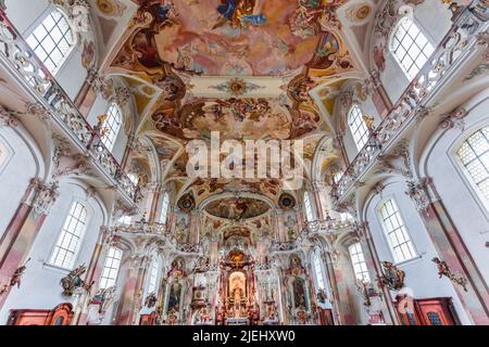 BIRNAU, BAYERN, DEUTSCHLAND, 07. JUNI 2022 : Rokoko- und Barockdekore in der Basilika BirNau am Konstanzer See von Gottfried Bernhard Gott und Joseph Anton Stockfoto