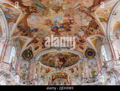 BIRNAU, BAYERN, DEUTSCHLAND, 07. JUNI 2022 : Rokoko- und Barockdekore in der Basilika BirNau am Konstanzer See von Gottfried Bernhard Gott und Joseph Anton Stockfoto