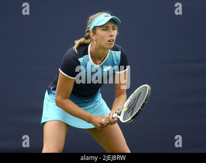 Elise Mertens (Belgien) spielt im Rothesay International, Devonshire Park, Eastbourne, 21.. Juni 2022 Stockfoto