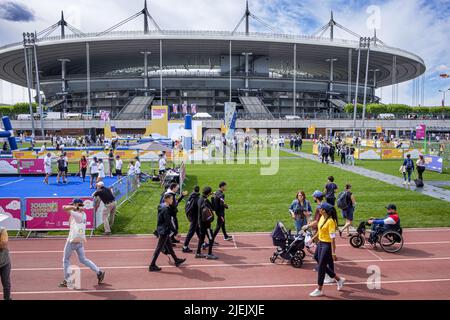 FRANKREICH. SEINE-SAINT-DENIS (93) 26. JUNI 2022. ZWEI JAHRE VOR BEGINN DER SPIELE VIBRIERT SEINE-SAINT-DENIS IM OLYMPISCHEN RHYTHMUS. OLYMPIC Stockfoto