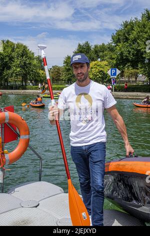 FRANKREICH. SEINE-SAINT-DENIS (93) SAINT-DENIS. TONY ESTANGUET, DREIFACHER OLYMPIASIEGER UND HEUTE PRÄSIDENT DES ORGANISATIONSKOMITEES FÜR DIE PARI Stockfoto