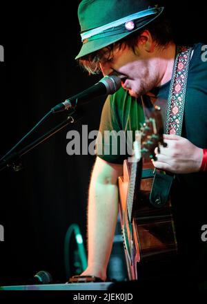 Funke and the Two Tone Baby, Leigh Folk Festival, Leigh Community Center, Essex © Clarissa Debenham / Alamy Stockfoto