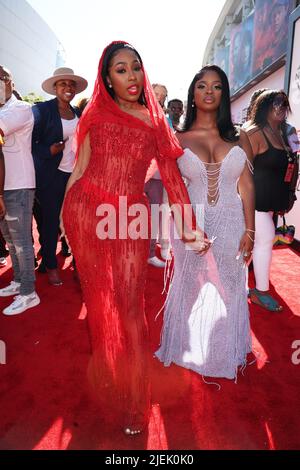 Los Angeles, Ca. 26.. Juni 2022. City Girls bei den BET Awards 2022 am 26. Juni 2022. Quelle: Walik Goshorn/Media Punch/Alamy Live News Stockfoto