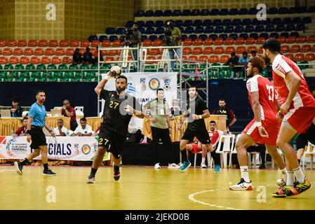 Hyderabad, Indien. 26.. Juni 2022. Tag 5 von 24. Asian Men's Club League Handball Championship Group Eine Vorrunde - erstes Spiel zwischen Al Arabi aus Katar und Al Qadsyia aus Kuwait in Hyderabad, Indien, am 26. Juni 2022. (Foto: Varun Kumar Mukhia/Pacific Press/Sipa USA) Quelle: SIPA USA/Alamy Live News Stockfoto