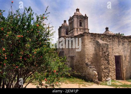 Mission San Juan Capistrano, San Antonio Texas. Franziskanerorden, katholische Mission, jetzt ein Museum. Die religiöse Archäologie stammt aus dem Jahr 1731. USA Stockfoto