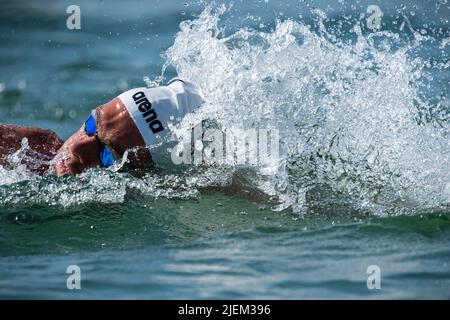 Budapest, Ungarn. 27.. Juni 2022. PALTRINIERI Gregorio ITA Open Water Swimming FINA 19. World Championships Budapest 2022 Budapest, Lupa Lake 27/06/22 Foto Giorgio Perottino/Deepbluemedia/Insidefoto Kredit: Insidefoto srl/Alamy Live News Stockfoto