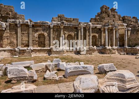 Staat Agora in Ruinen der römischen Stadt Side, Antalya, Türkei Stockfoto