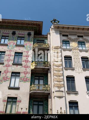 Otto Wagners Majolikahaus in Wien,Österreich,eines der schönsten Neubauten Wiens Stockfoto