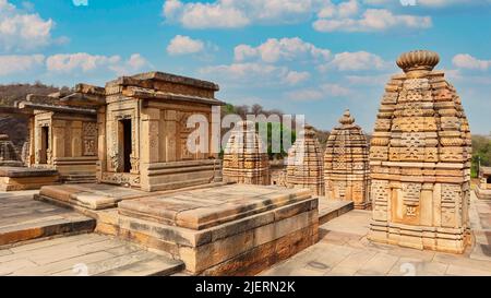 Ansicht der Bateshwara-Tempelgruppe, Morena, Madhya Pradesh, Indien. Stockfoto