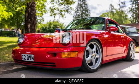 Porsche 911 (964) Carrera 2 ‘C2 DVM’ auf dem Bicester Scramble am 19.. Juni 2022 zu sehen Stockfoto