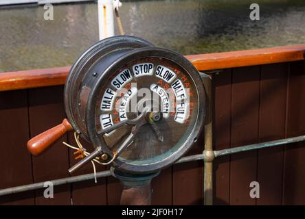 Motortelegraph, Royal Research Ship RRS Discovery. Antarktisschiff, das von Scott und Shackleton verwendet wird. Discovery Point, Dundee, Angus, Scotla Stockfoto