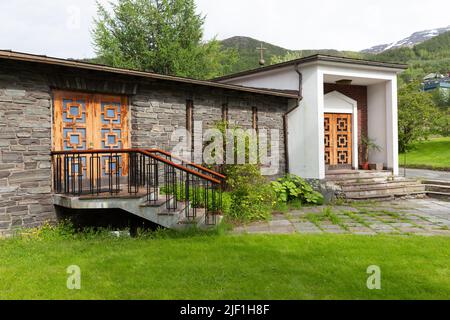 Die Friedenskapelle in Narvik, die zur Erinnerung an die tragischen Verluste der Schlacht von Narvik errichtet wurde. Stockfoto