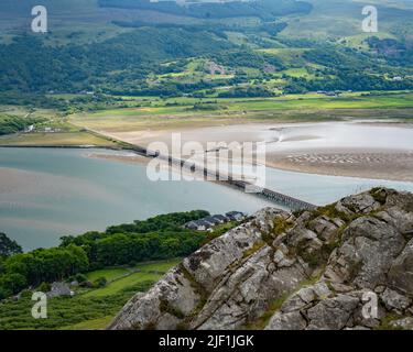 Barmouth Rail Bridge vom Panoramaweg aus Stockfoto