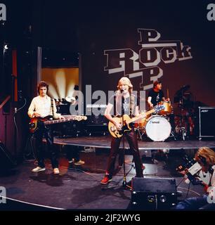 Rock Pop im ZDF, Musiksendung, Auftritt von Rockmusikern John Miles und Band, Deutschland, 1979. Rock Pop, TV-Musikshow, britischer Rockmusiker und Gitarrist John Miles und Band, Performance, Deutschland, 1979. Stockfoto