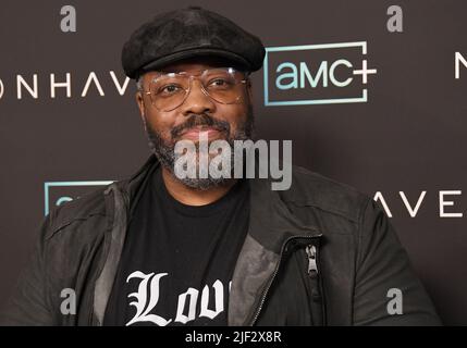 Los Angeles, USA. 28.. Juni 2022. Kadeem Hardison kommt bei AMCs MOONHAVEN-Premiere an, die am Dienstag, den 28. Juni 2022, im Londoner West Hollywood in West Hollywood, CA, stattfand. (Foto: Sthanlee B. Mirador/Sipa USA) Quelle: SIPA USA/Alamy Live News Stockfoto