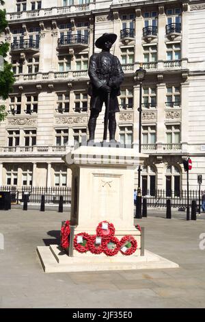 Denkmal für die Brigade von Gurkhas auf der Horse Guards Avenue, London Stockfoto