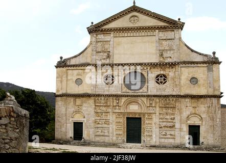 Kirche San Pietro extra moenia, Italien, Umbrien, Spoleto Stockfoto