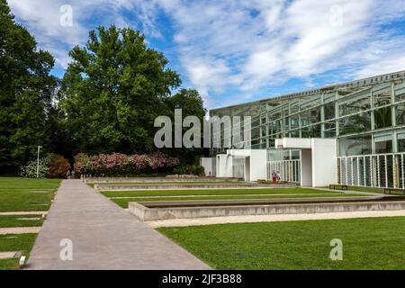 Padua, Italien - 06 10 2022: Der Garten der Biodiversität im Botanischen Garten in Padua an einem Sommertag. Stockfoto