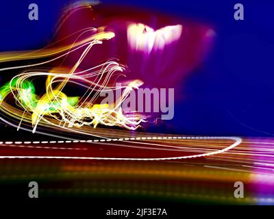 Bokeh verschwommen Menschen beim Einkaufen am Tag. Bokeh verschwimmte die Leute im Einkaufszentrum. Stockfoto