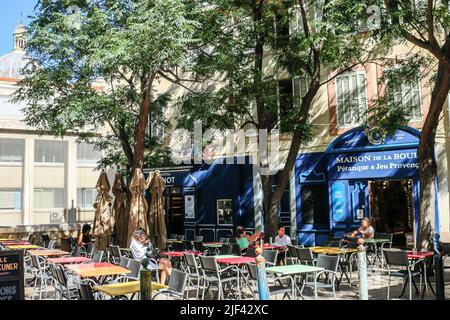 Place des 13 Cantons (13002) Quartier du Panier à Marseille,la Vianne Charité dans le Fond à gauche Stockfoto