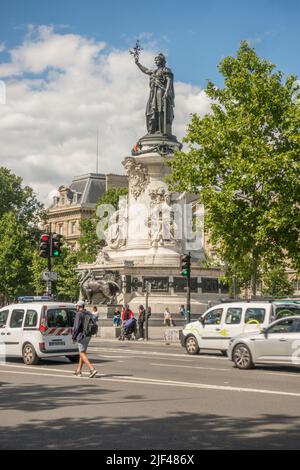 Marianne-Statue, Place de la république, Monument à la République, Platz der Republik, Paris, Frankreich. Stockfoto
