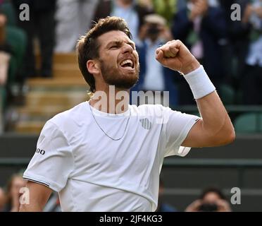 London, Gbr. 29.. Juni 2022. London Wimbledon Championships Day 3 29/06/2022 Cameron Norrie (GBR) feiert seinen Sieg im zweiten Durchgang Credit: Roger Parker/Alamy Live News Stockfoto