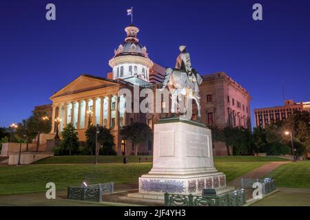 Columbia, South Carolina, USA am Abend im State House. Stockfoto