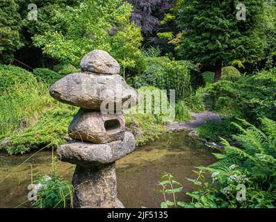 Steinpagode in den japanischen Gärten der Newstead Abbey in Nottinghamshire, dem Stammhaus von Lord Byron Stockfoto