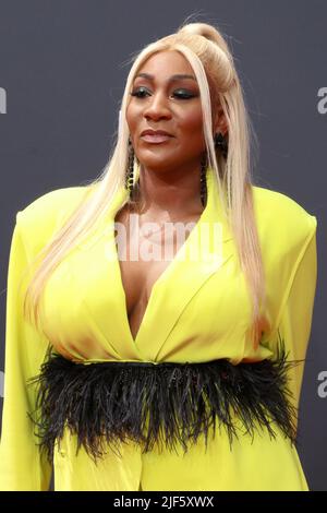 26. Juni 2022, Los Angeles, CA, USA: LOS ANGELES - 26. JUNI: Mignon bei den BET Awards 2022 im Microsoft Theater am 26. Juni 2022 in Los Angeles, CA (Bildnachweis: © Kay Blake/ZUMA Press Wire) Stockfoto