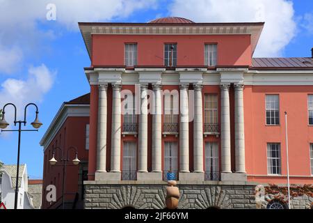 Rathaus Haugesund in Norwegen. Gebäude der lokalen Regierung. Stockfoto